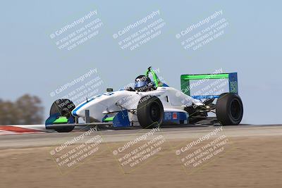 media/Oct-26-2025-CalClub SCCA (Sun) [[8ce1e69566]]/Group 3/Grapevine/